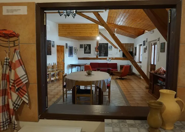 Mlyn-osvracin Apartment